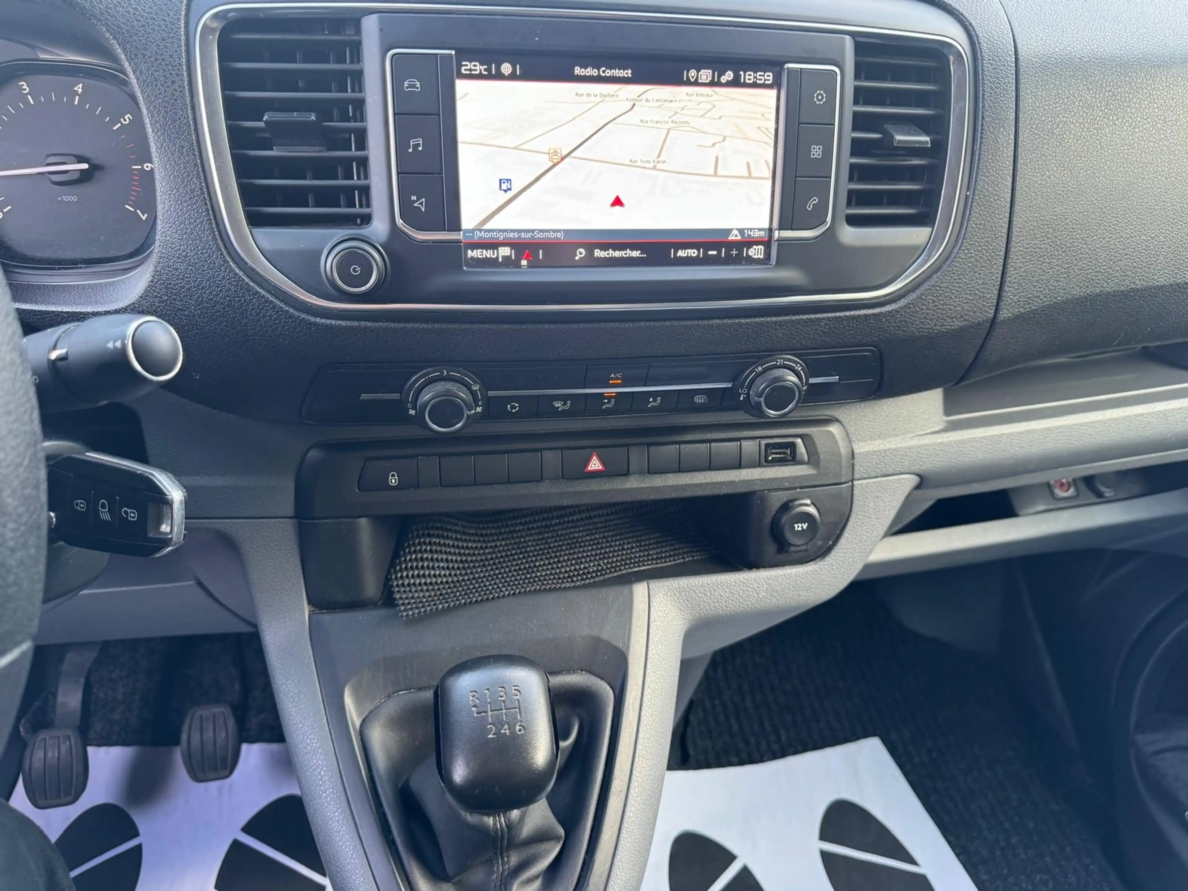 Citroen Jumpy 2.0 BlueHdi/Double cabine/6 Places/Utilitaire/Garantie — photo 15