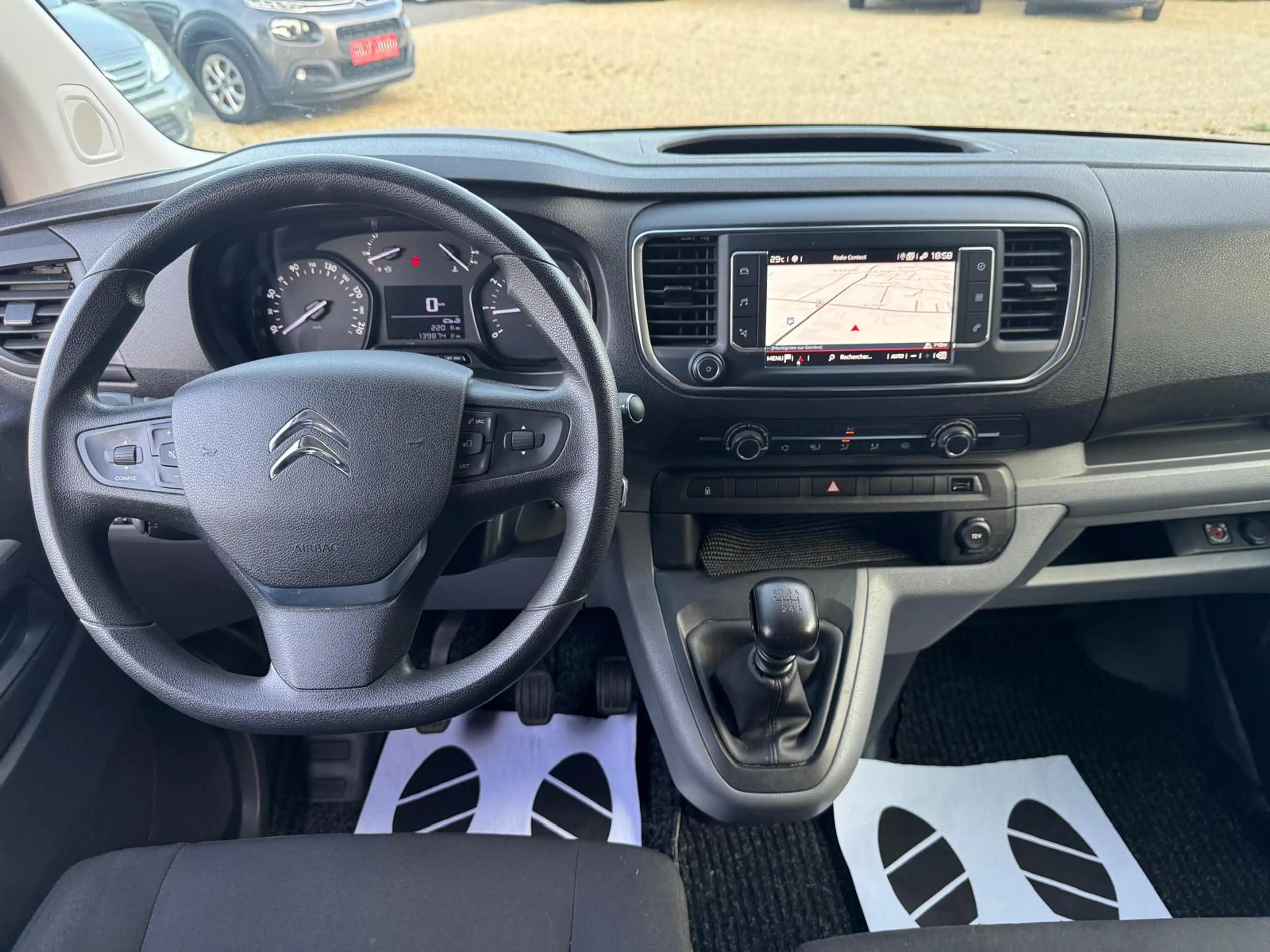 Citroen Jumpy 2.0 BlueHdi/Double cabine/6 Places/Utilitaire/Garantie — photo 9