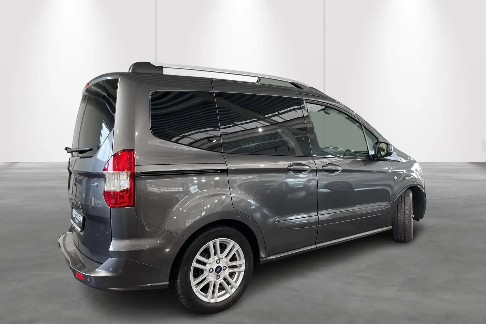 Ford Tourneo Courier 1.0 EcoBoost 75kW Titanium Gris - 2