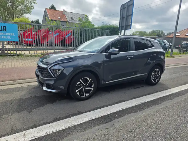 Kia Sportage view 3