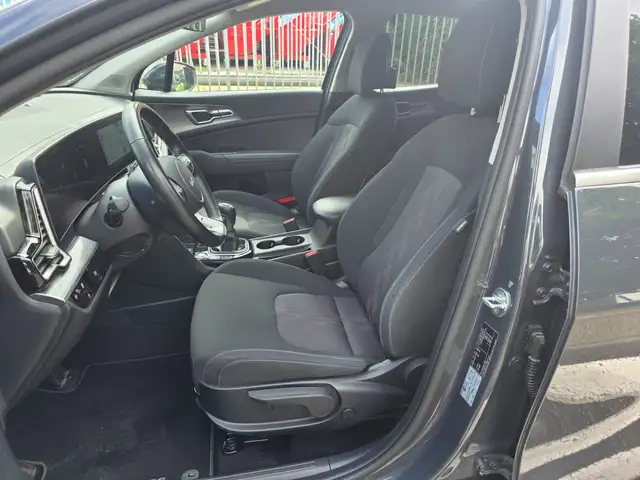 Kia Sportage view 11