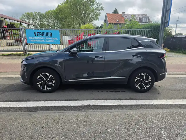 Kia Sportage view 4
