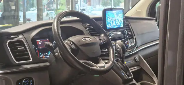 Ford Transit Custom view 12