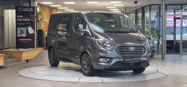 Ford Transit Custom view 3