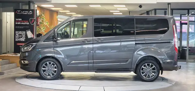 Ford Transit Custom view 4