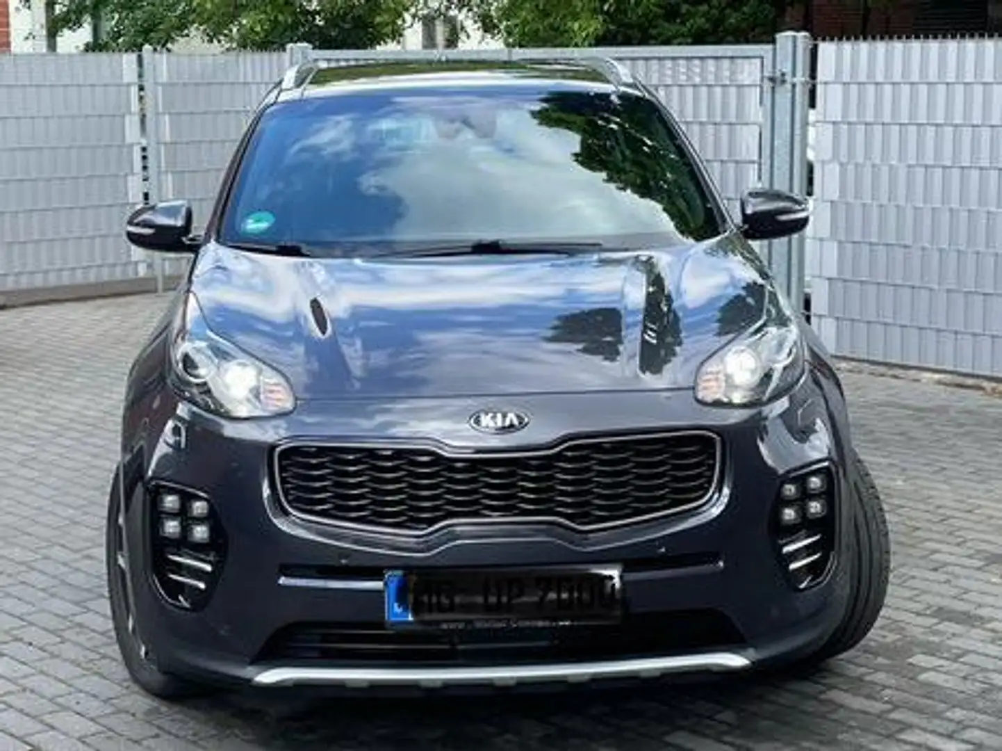 Kia Sportage Sportage 2,0 CRDI AWD Aut. GT Line Grau - 1
