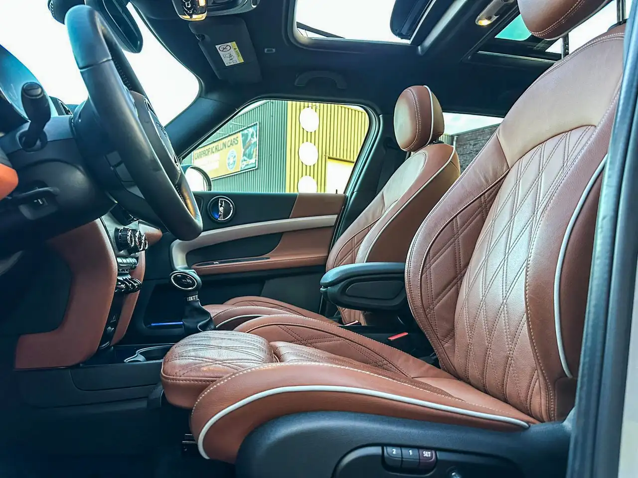 MINI Cooper ALL4 John Cooper Works 220pk/Chester Brown le, миниатюра 4