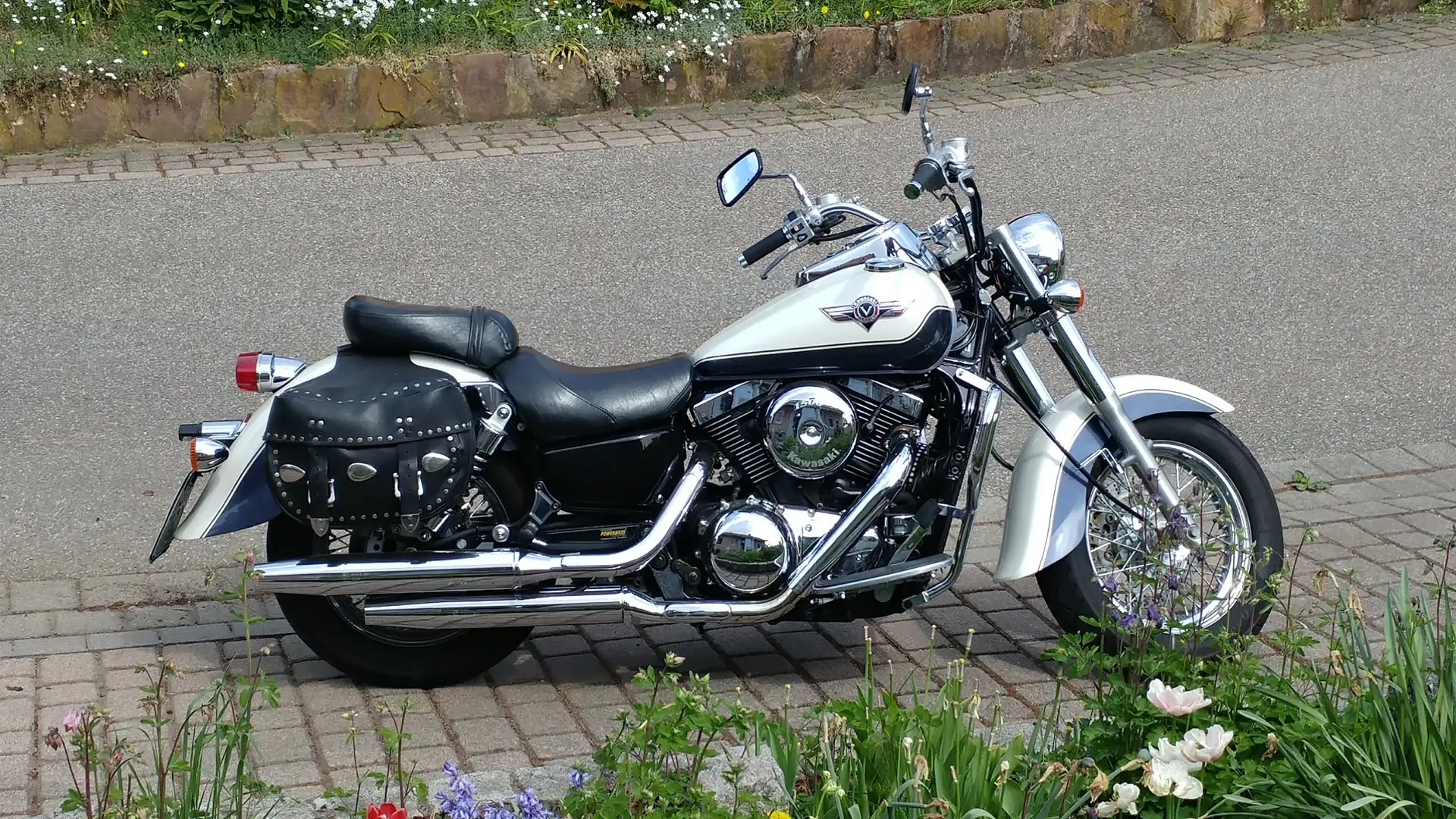 Kawasaki VN 1500 Classic Weiß - 1