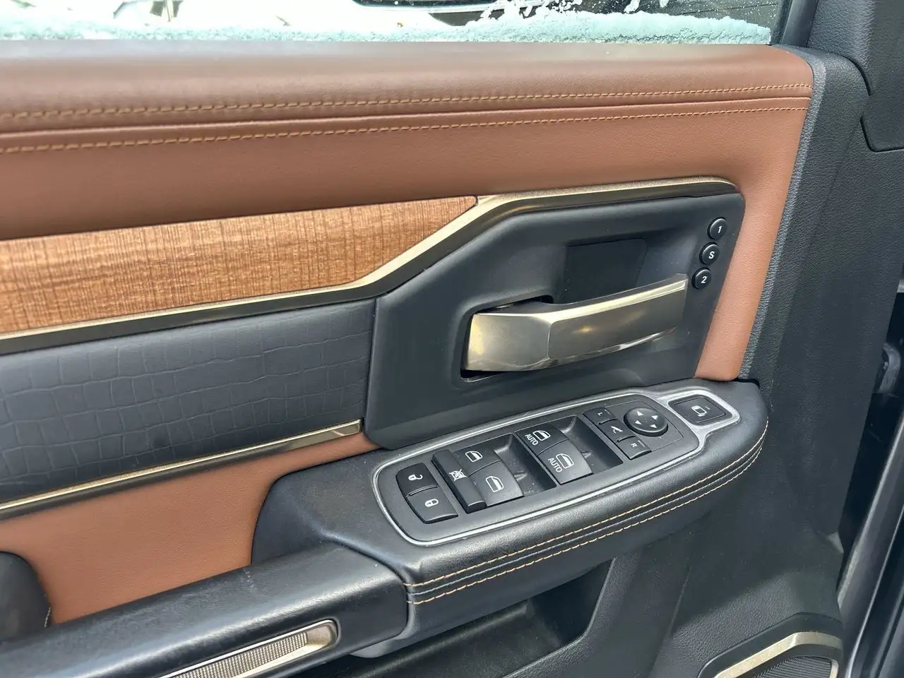 RAM 3500 photo RAM 3500