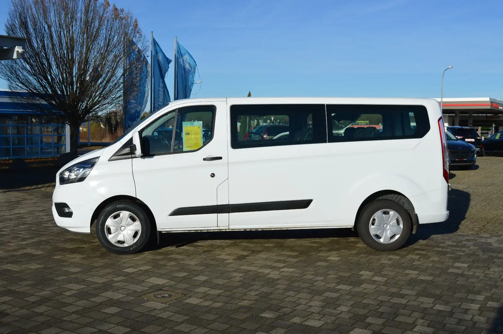 Ford Transit Custom 2.0D  320 L2  9 Sitze+Flügeltüren Weiß - 2