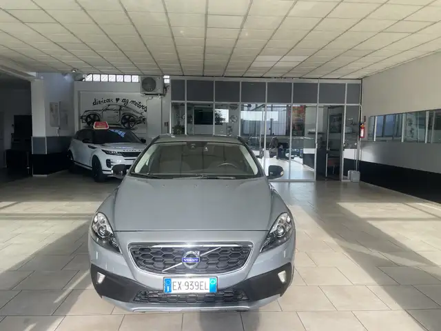 Volvo V40 Cross Country V40 Cross Country 2.0 d4 Momentum 190cv geartronic