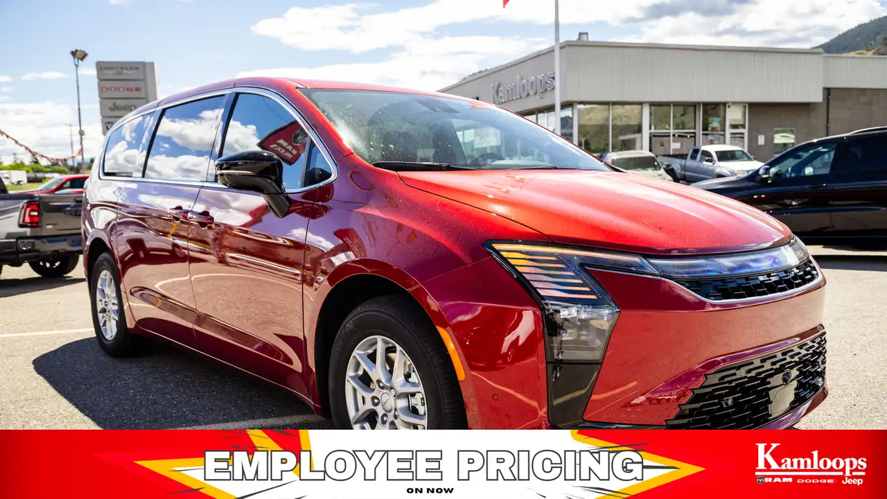 Chrysler Pacifica photo Chrysler Pacifica