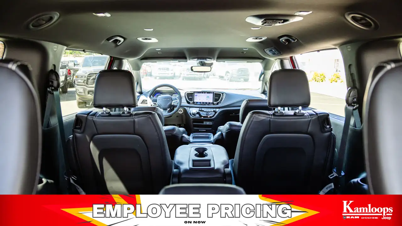 Chrysler Pacifica photo Chrysler Pacifica