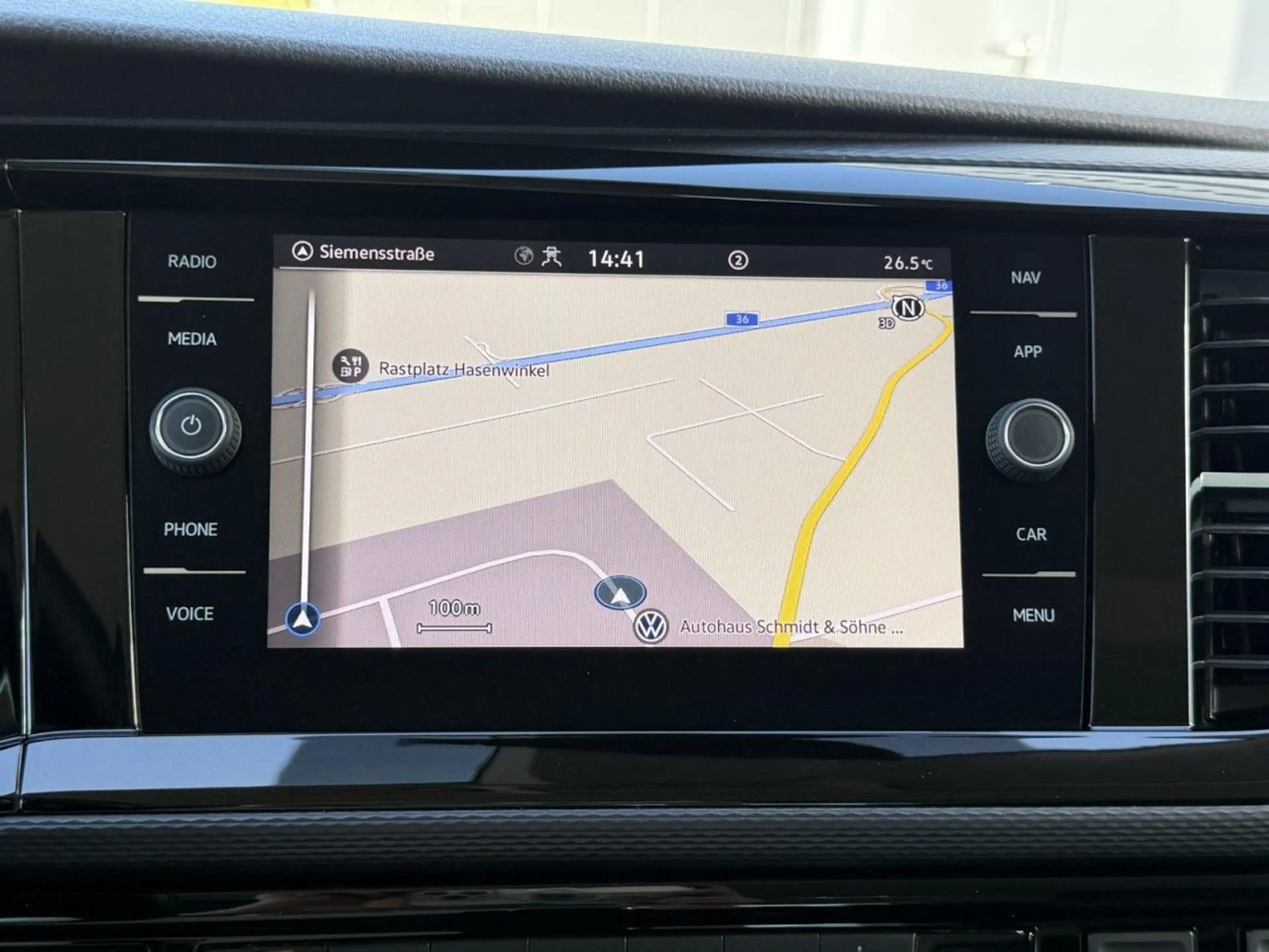 Volkswagen T6.1 Multivan 2,0TDI Generation SIX DSG AHK,STHZ Klima Navi — photo 12