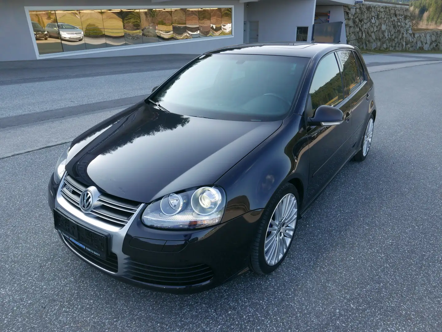 Volkswagen Golf R32 DSG 4MOTION  Volllaustatt *Privatvermittlung* Schwarz - 1
