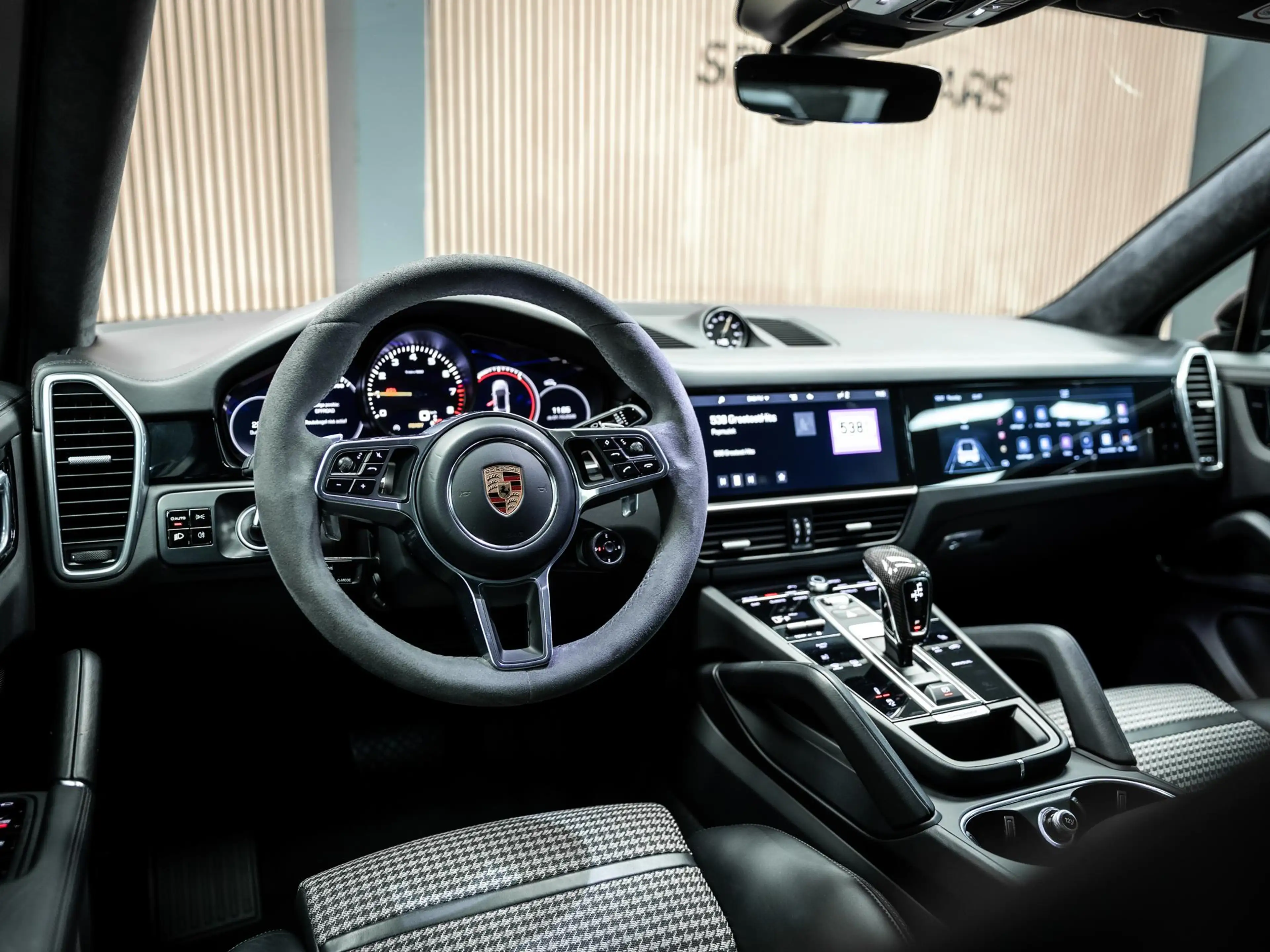 Porsche Cayenne Coupé 3.0 E-Hybrid Mooi uitgevoerde Cayenne Uniek — photo 23