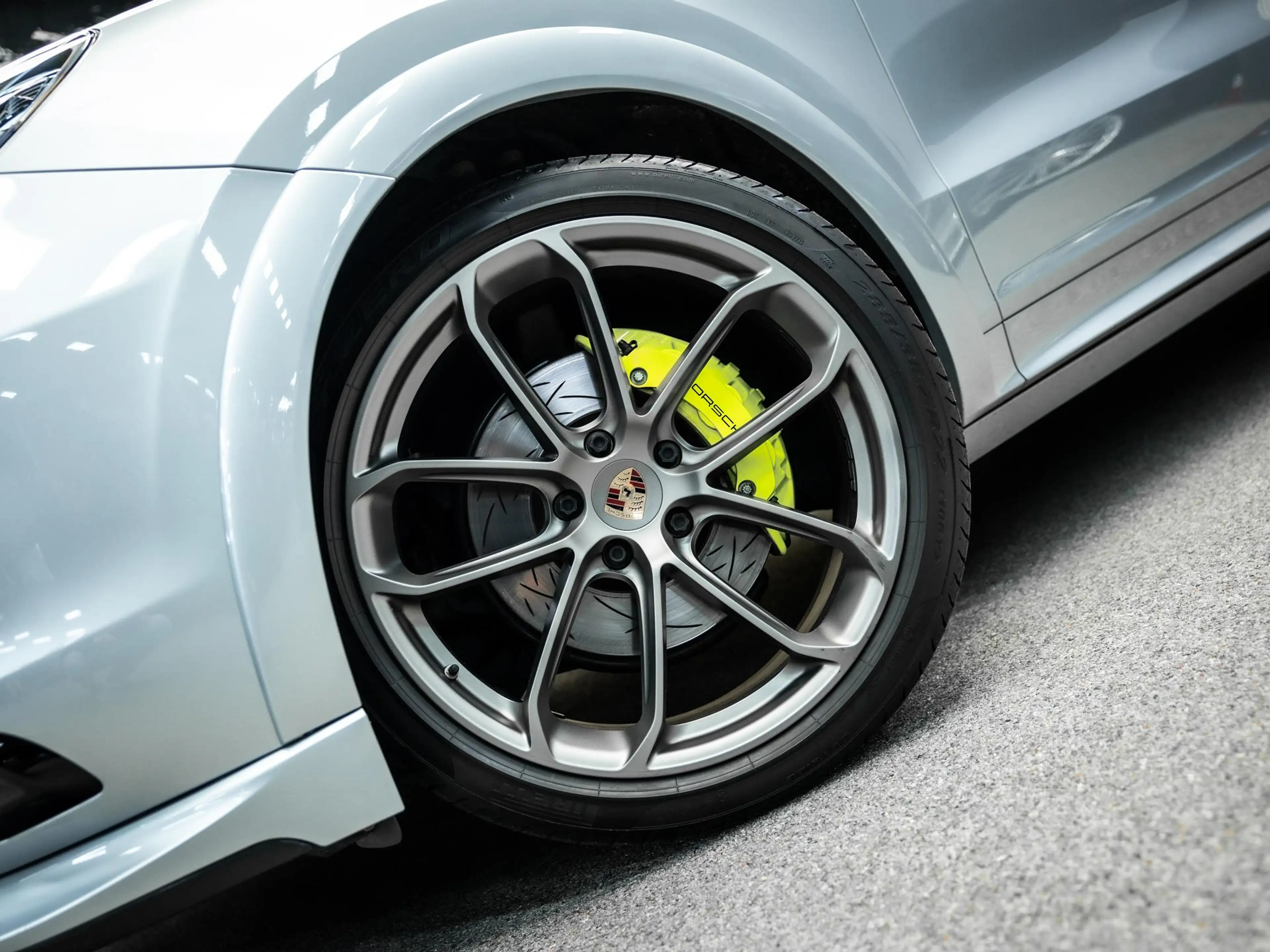 Porsche Cayenne Coupé 3.0 E-Hybrid Mooi uitgevoerde Cayenne Uniek — photo 2