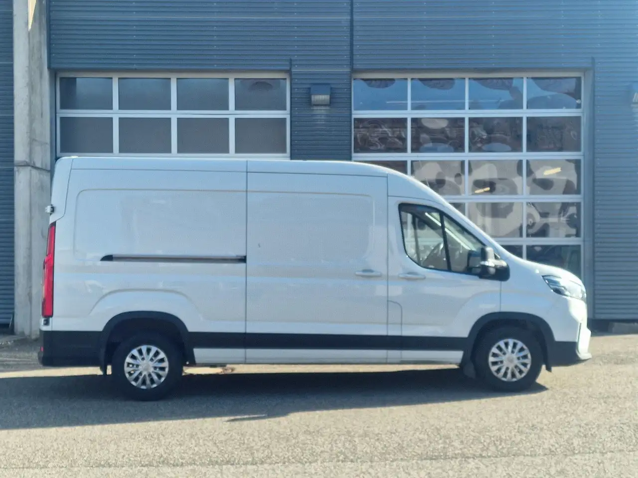Maxus Deliver 9 2024