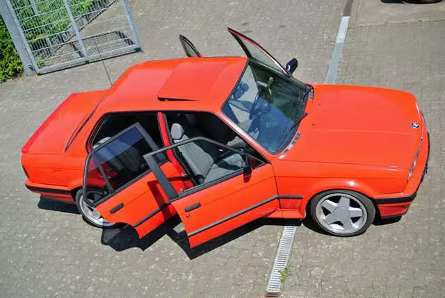 BMW 325 iX, 1.HAND, Leder, Sportsitze, H-Kennzeichen, SHZG