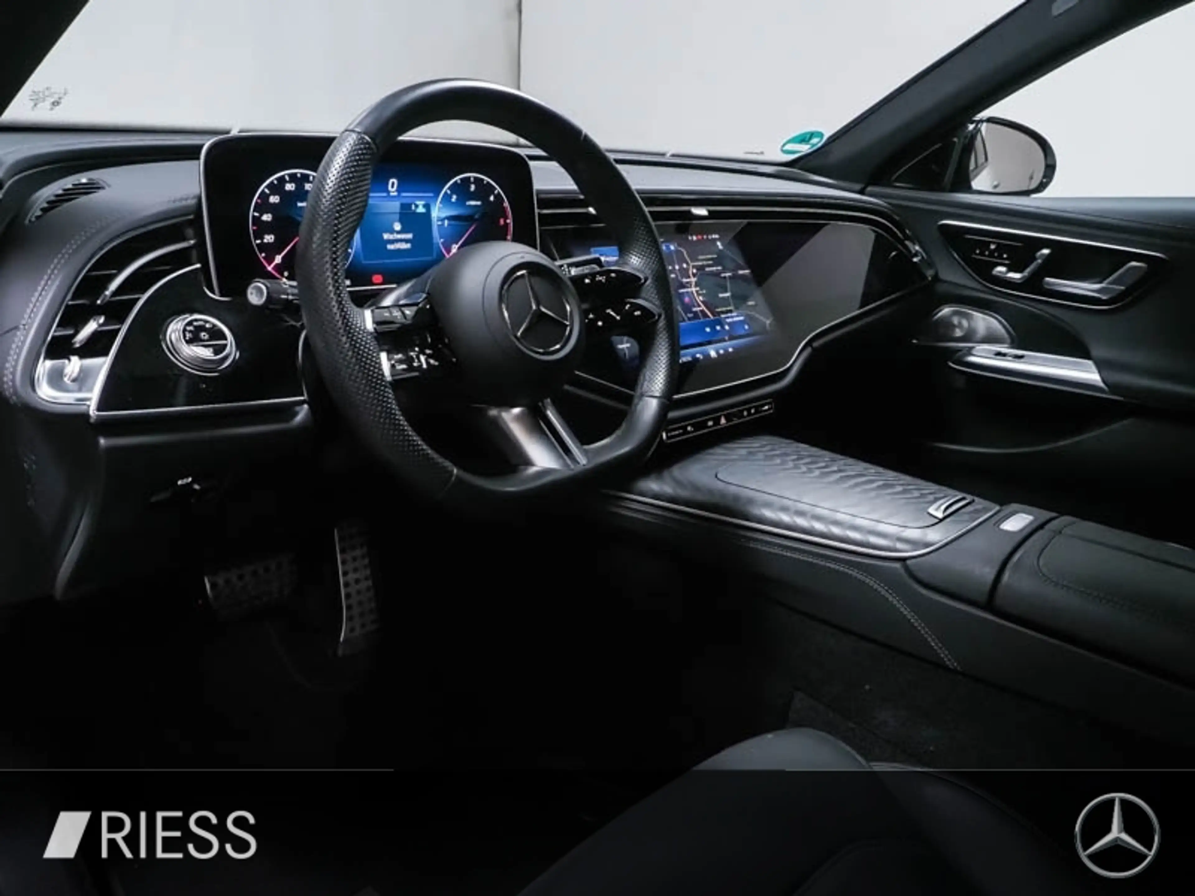 Mercedes-Benz E 220 d AMG Sport Night Distr Pano AHK Super 20" — photo 6