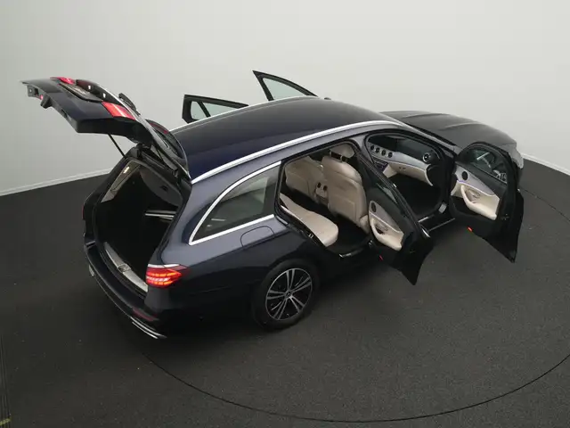 Mercedes-Benz E-Class view 15
