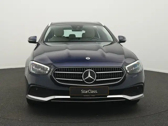 Mercedes-Benz E-Class view 2