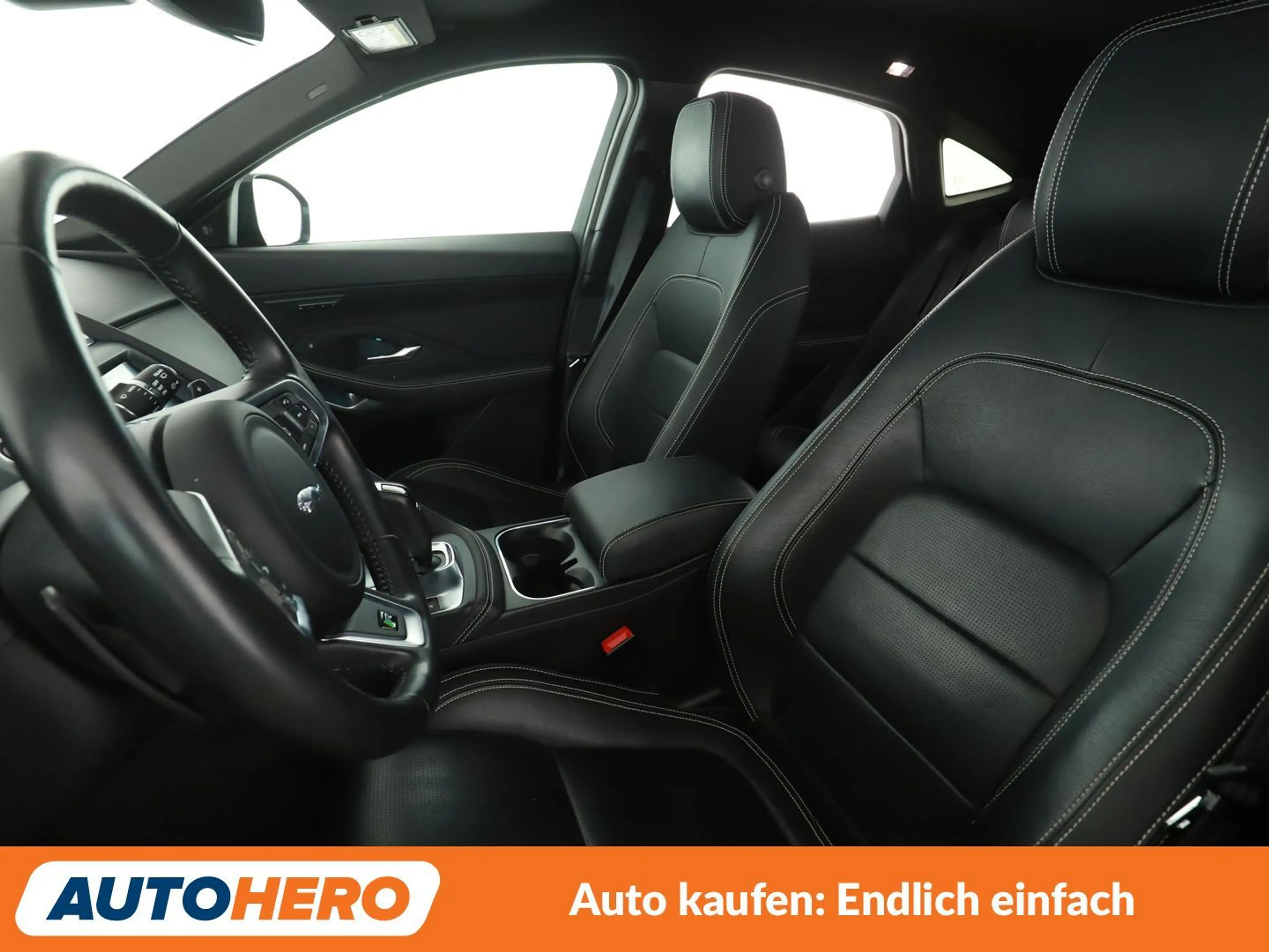 Jaguar E-Pace D180 R-Dynamic SE AWD Aut*LED*ACC*CAM*PDC*SHZ* — photo 10