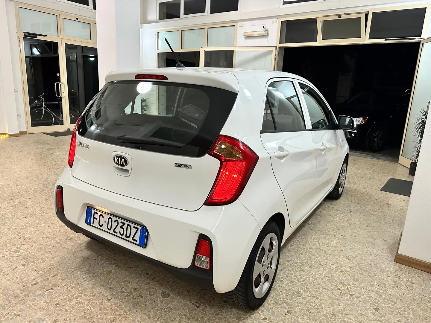 Kia Picanto Bianco - 2