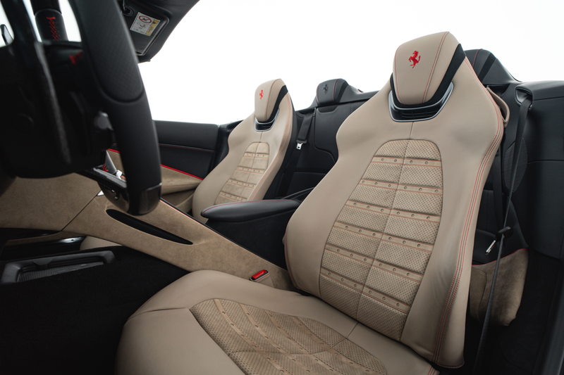 Ferrari Roma Spider — photo 14