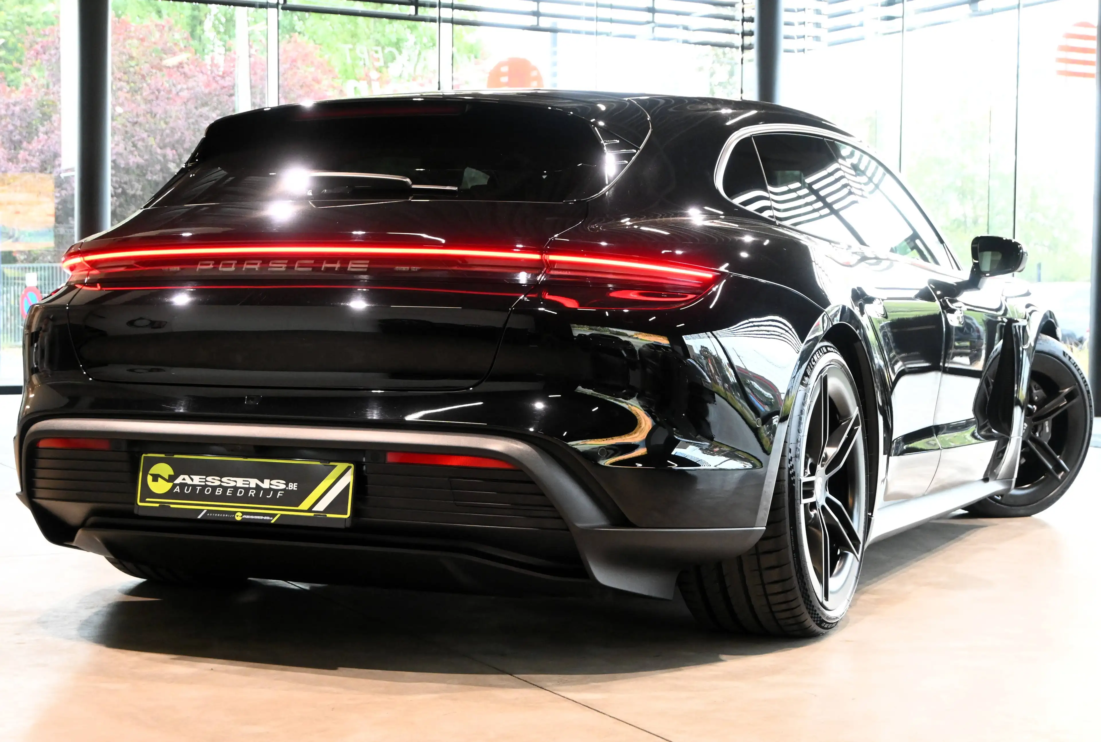 Porsche Taycan Sport Turismo **LED/PANO/360°/MEMORY/ACC/CHRONO** — photo 2