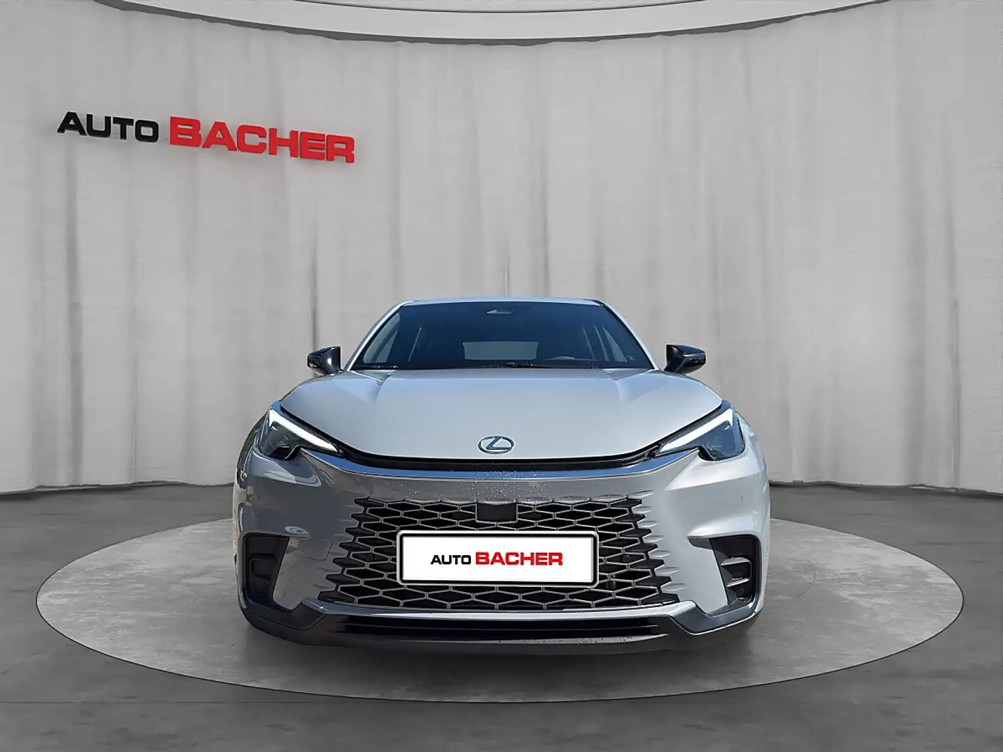 Lexus LBX 1.5 HEV 1,4kWh Aut. Grau - 2