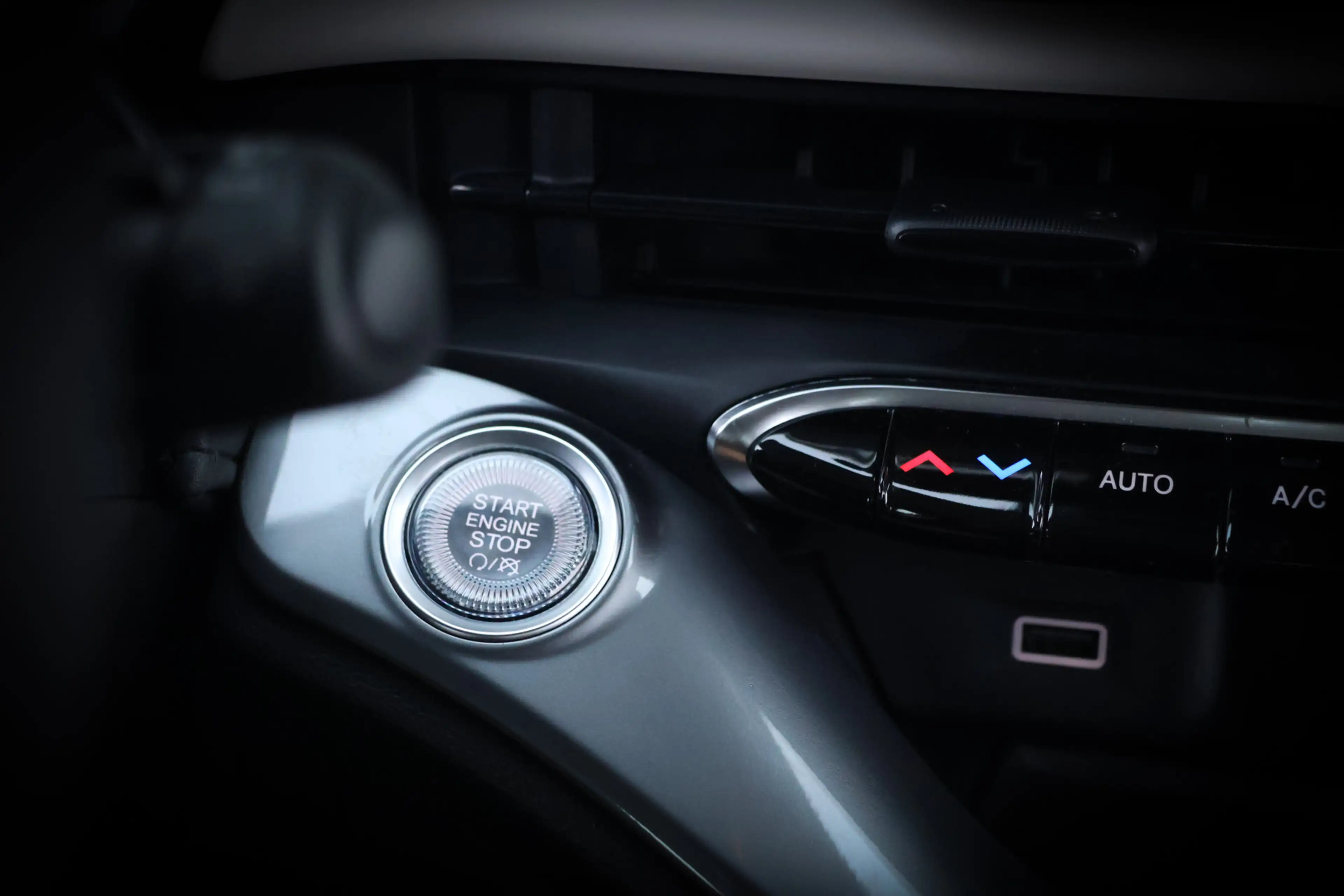 Fiat 500 Urban 42 kWh Keyless/Stoelverw/CarPlay/Camera/15" — photo 15