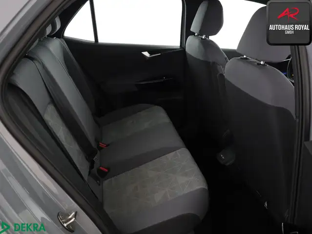 Volkswagen Id.3 view 11