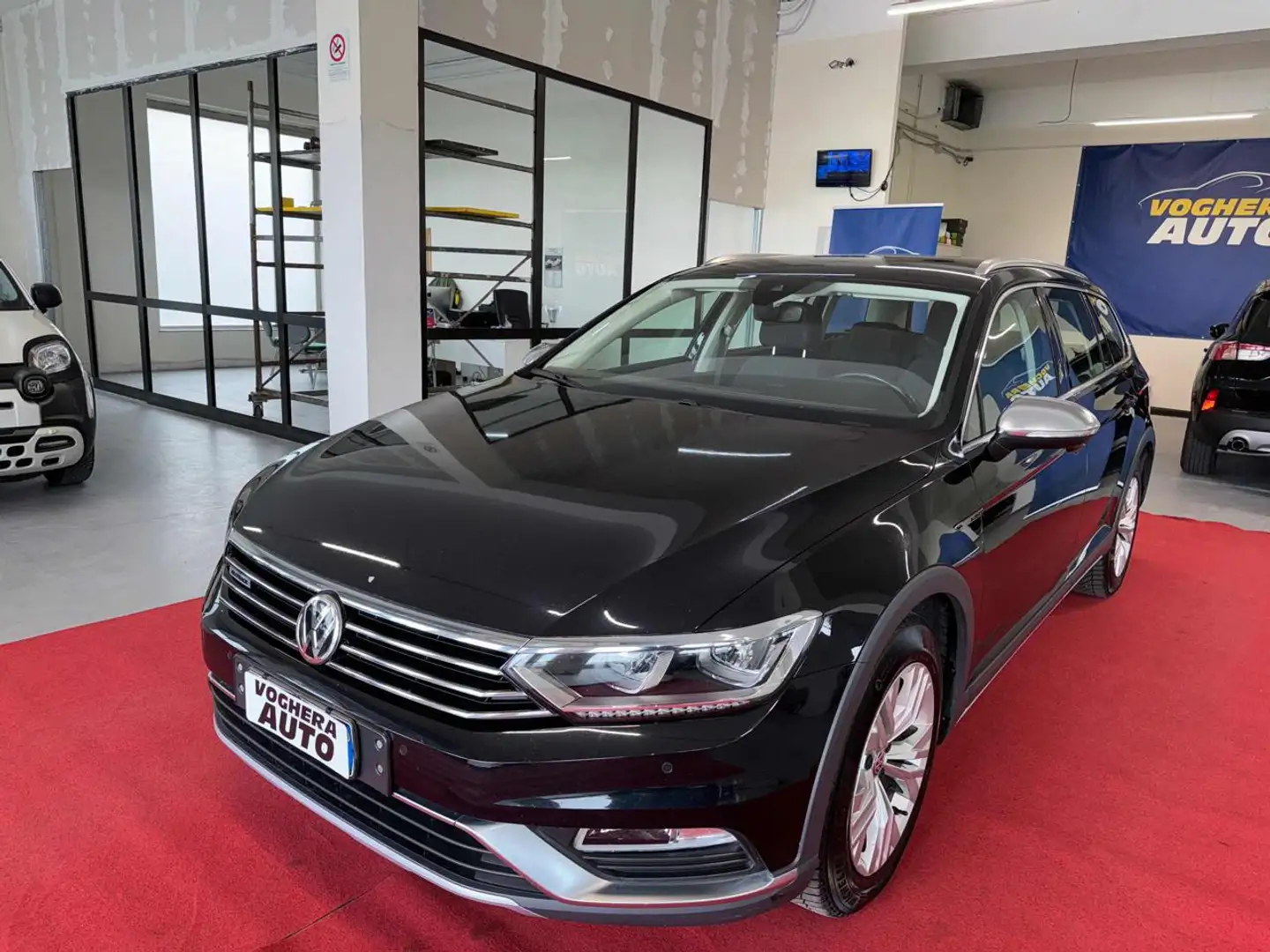 Volkswagen Passat Alltrack 2.0 TDI 190 CV 4MOTION DSG BMT Nero - 2