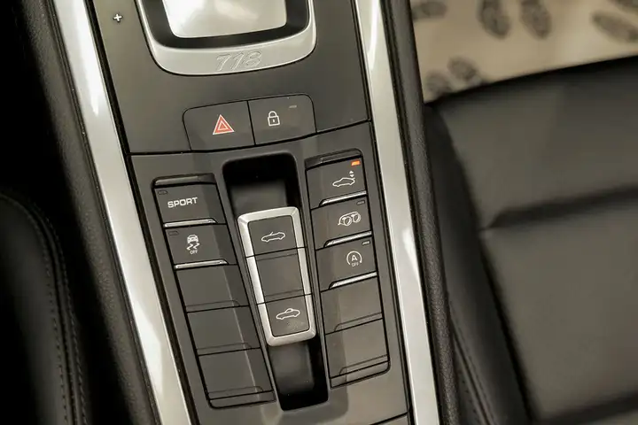 Porsche Boxster 2022, foto 26