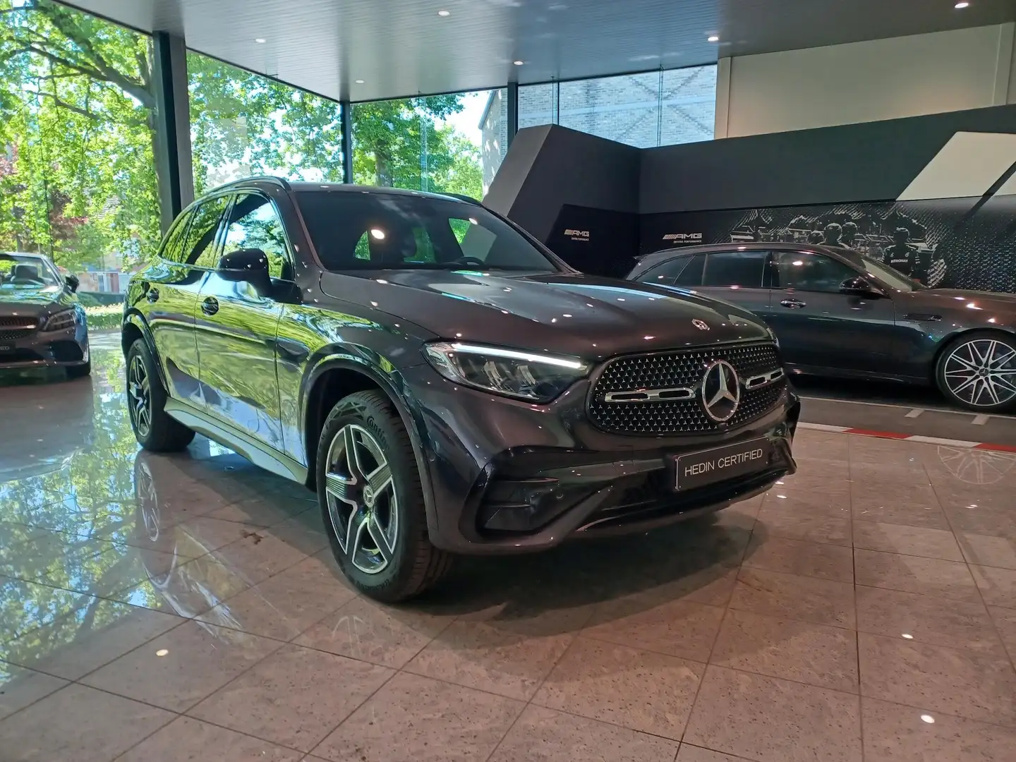 Mercedes-Benz GLC 300 e 4MATIC AMG Line | Trekhaak | Nightpack | Memory Grijs - 2