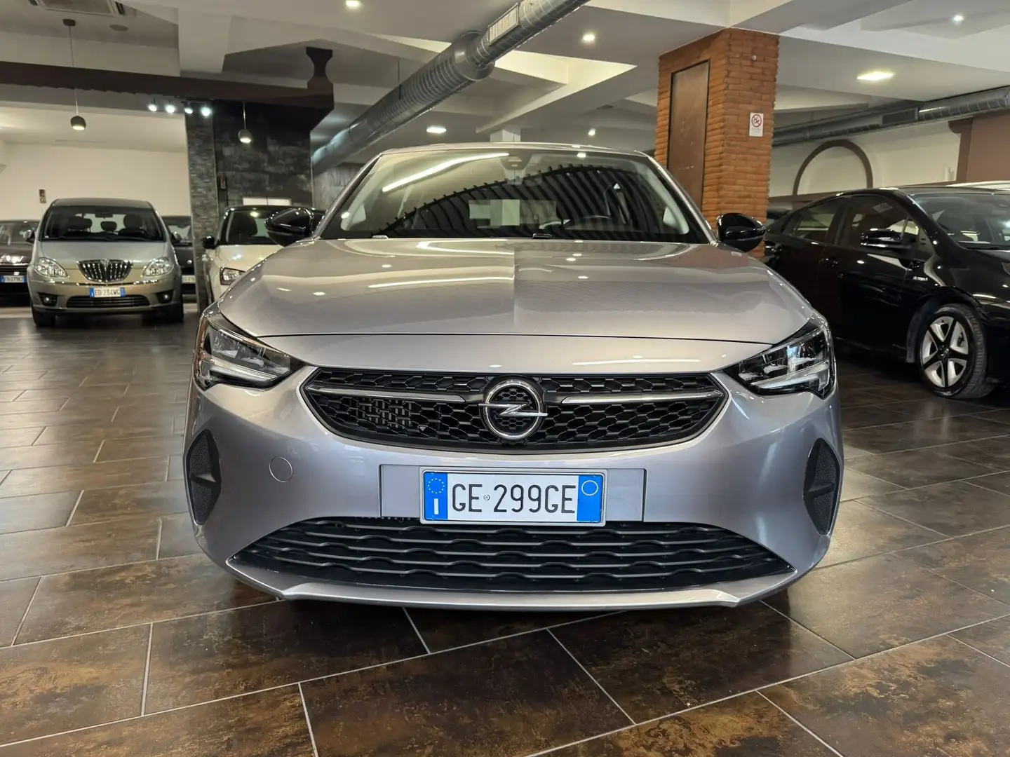 Opel Corsa Corsa VI 2020 1.2 100cv at8 Gris - 2