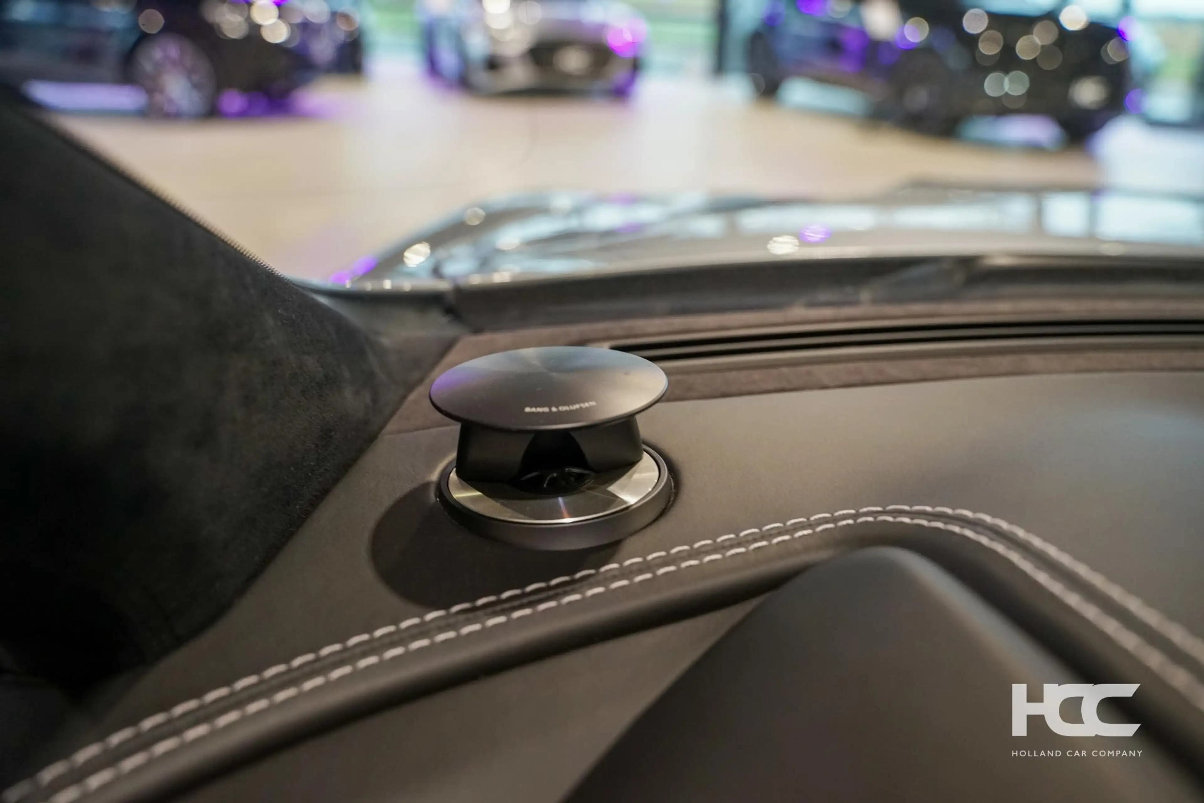 Aston Martin Vanquish 6.0 V12 | Carbon | Bang & Olufsen | Keramisch — photo 9