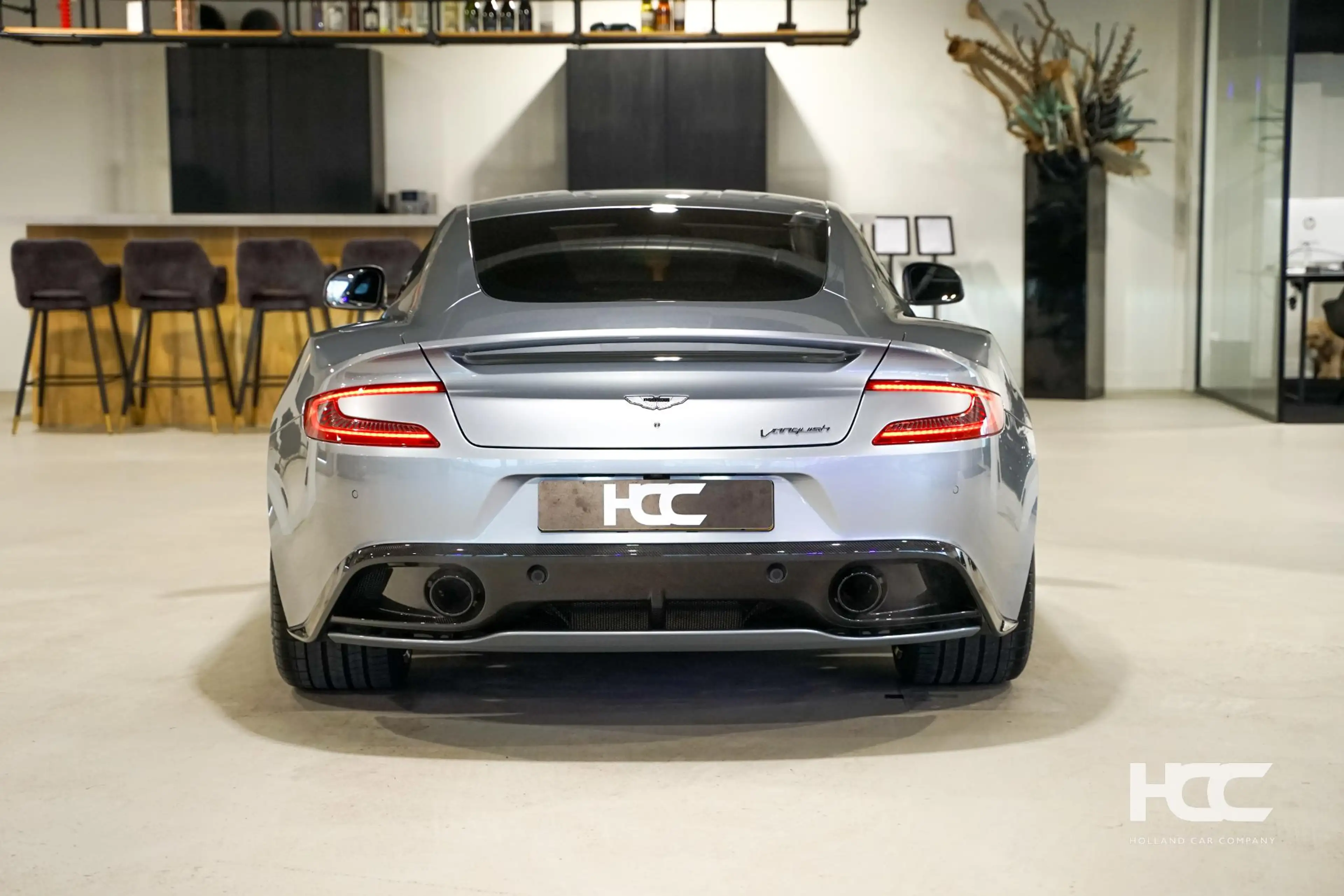Aston Martin Vanquish 6.0 V12 | Carbon | Bang & Olufsen | Keramisch — photo 7