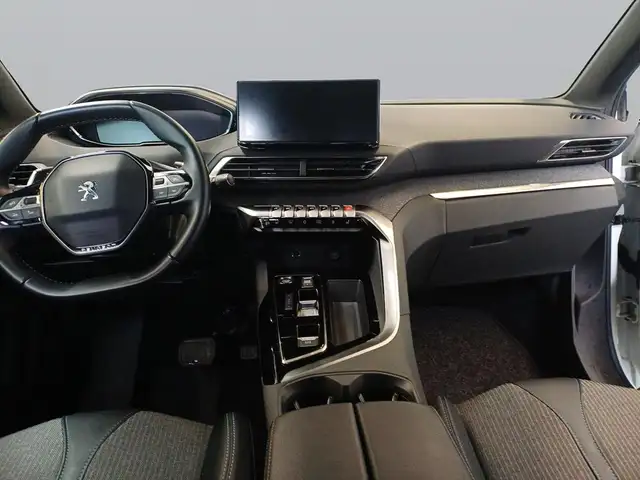 Peugeot 3008 view 11