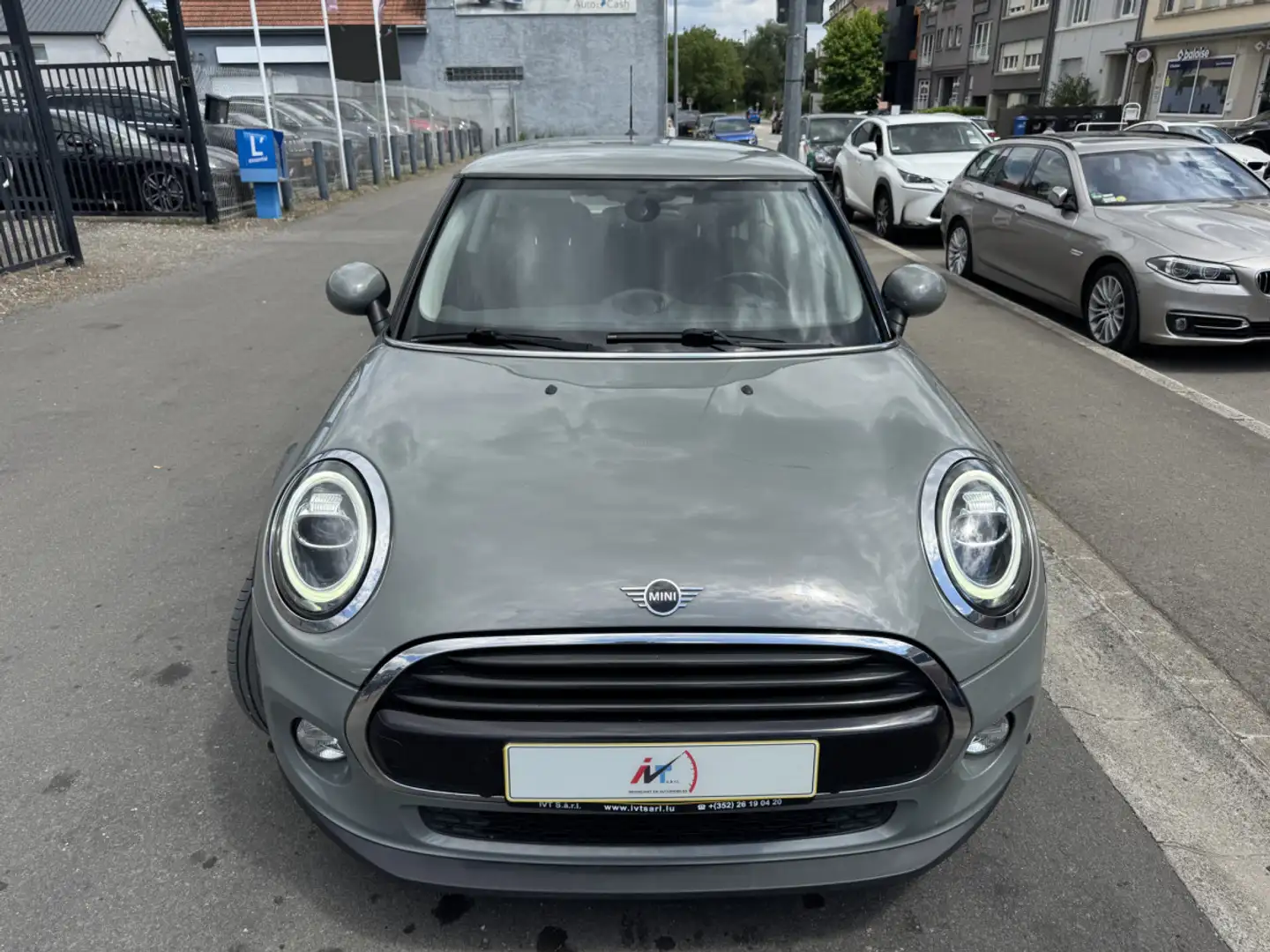 MINI Cooper D 1.5D 115 Grau - 2