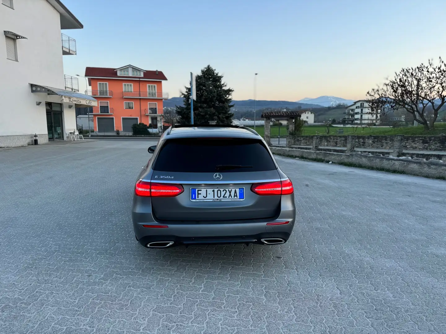 Mercedes-Benz E 350 SW d Premium Plus auto Grigio - 2