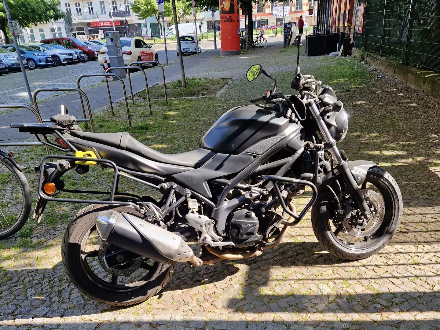 Suzuki SV 650 Noir - 2