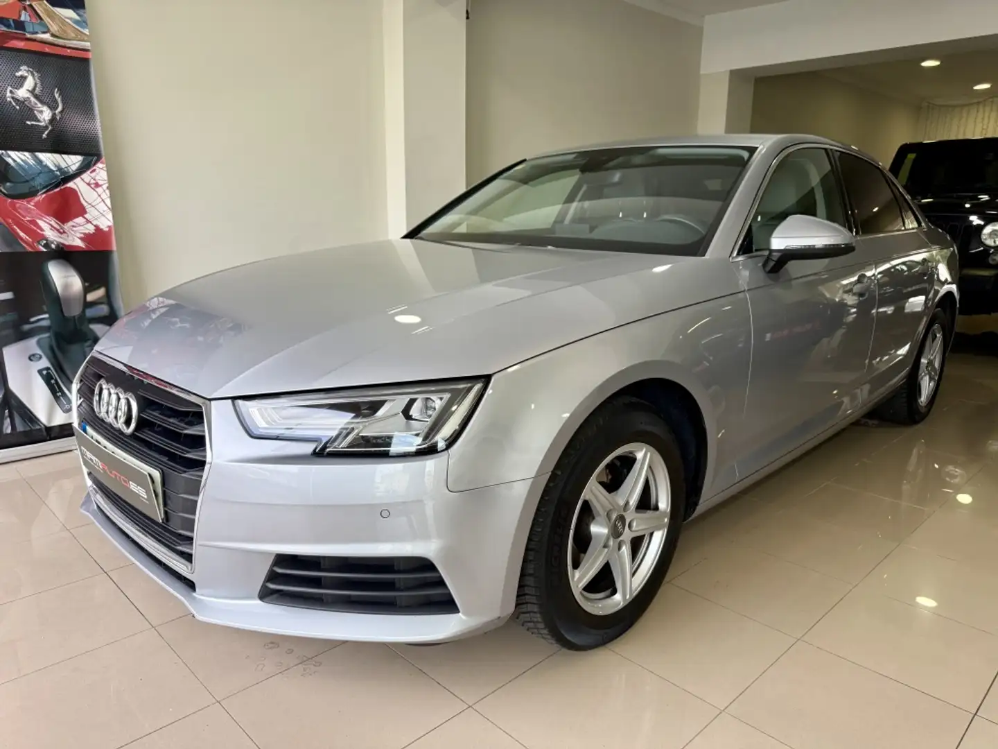 Audi A4 30 TDI Advanced S tronic 90kW Plateado - 1