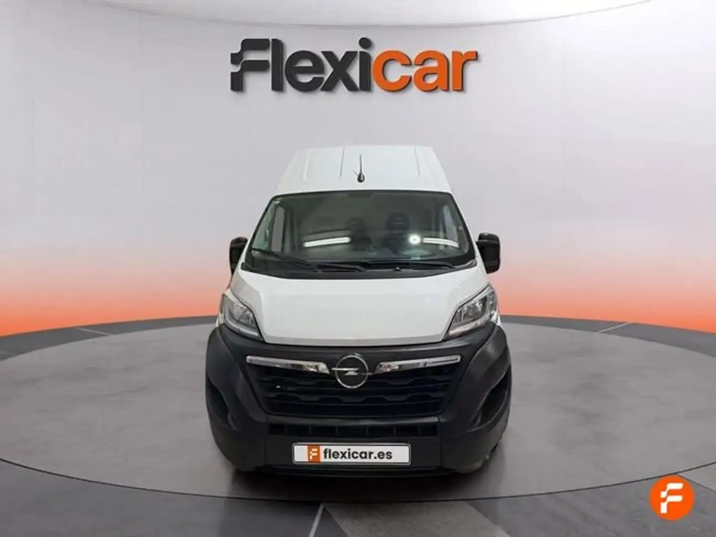 Opel Movano 2179 cm³ 103 kW / 140 CV Blanc - 2