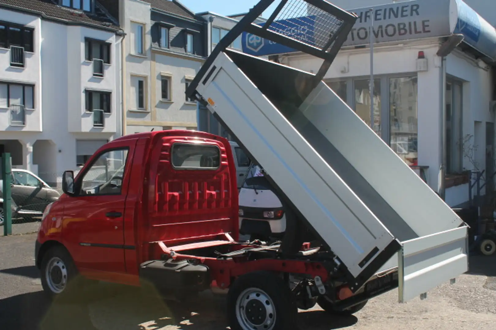 Piaggio Porter NP6 Kipper 220 TOP Klima Radio 2025 Rot - 2