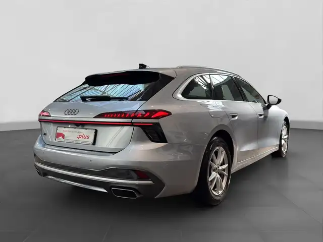 Audi A6 view 3