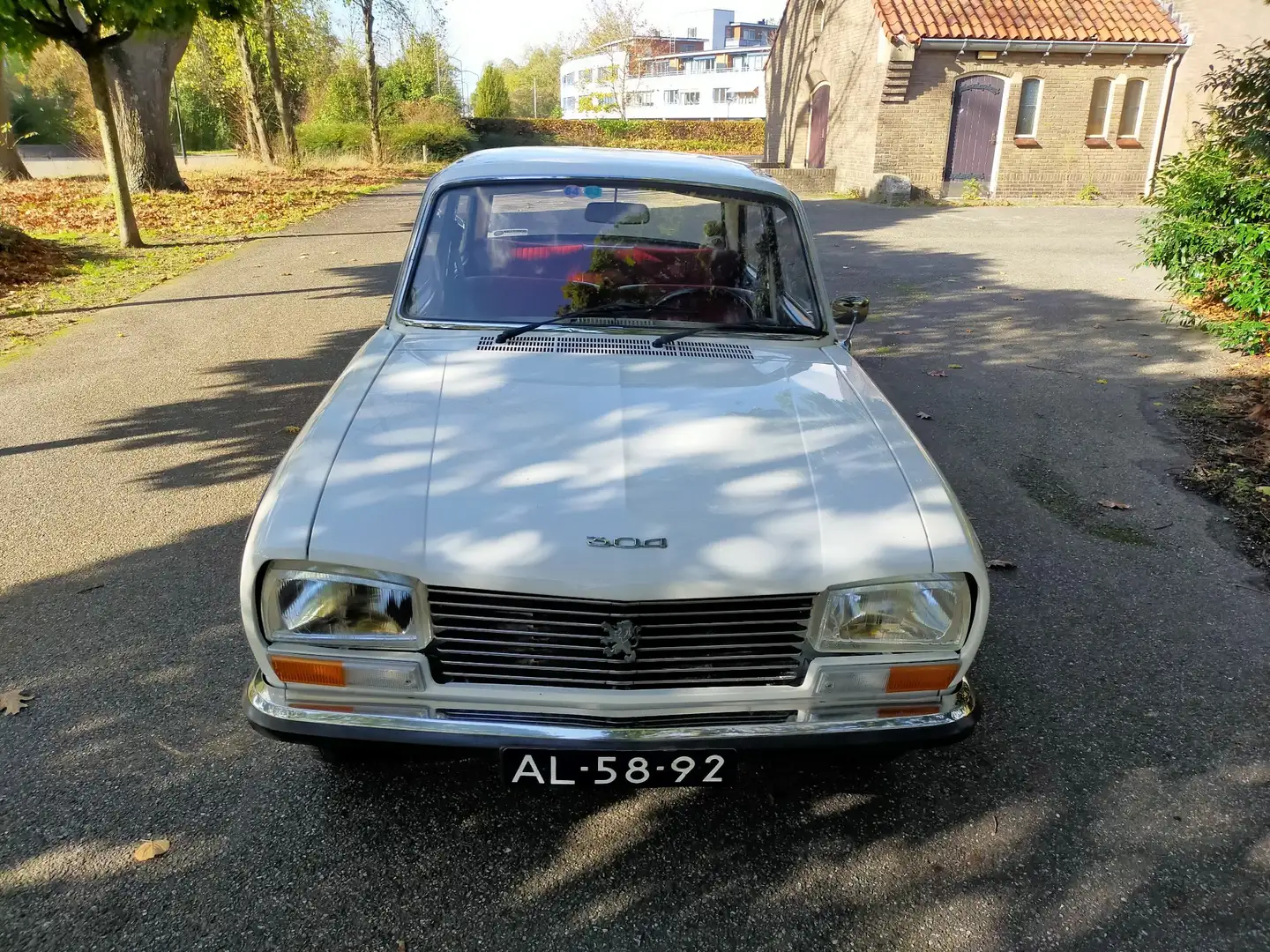 Peugeot Sonstige 304 1.3 sedan Weiß - 2