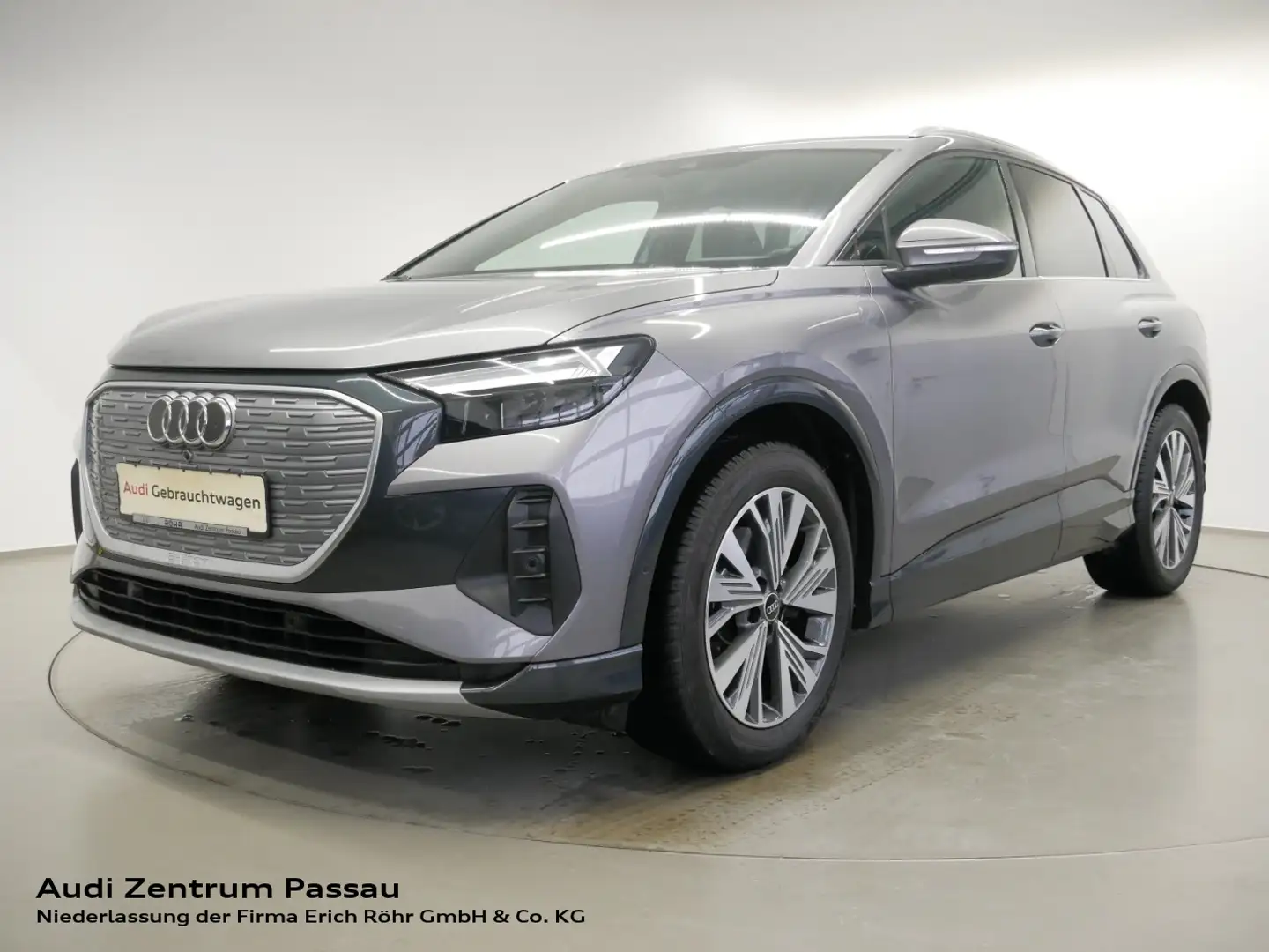 Audi Q4 e-tron Q4 35 e-tron advanced LED PDC SHZ Grau - 1