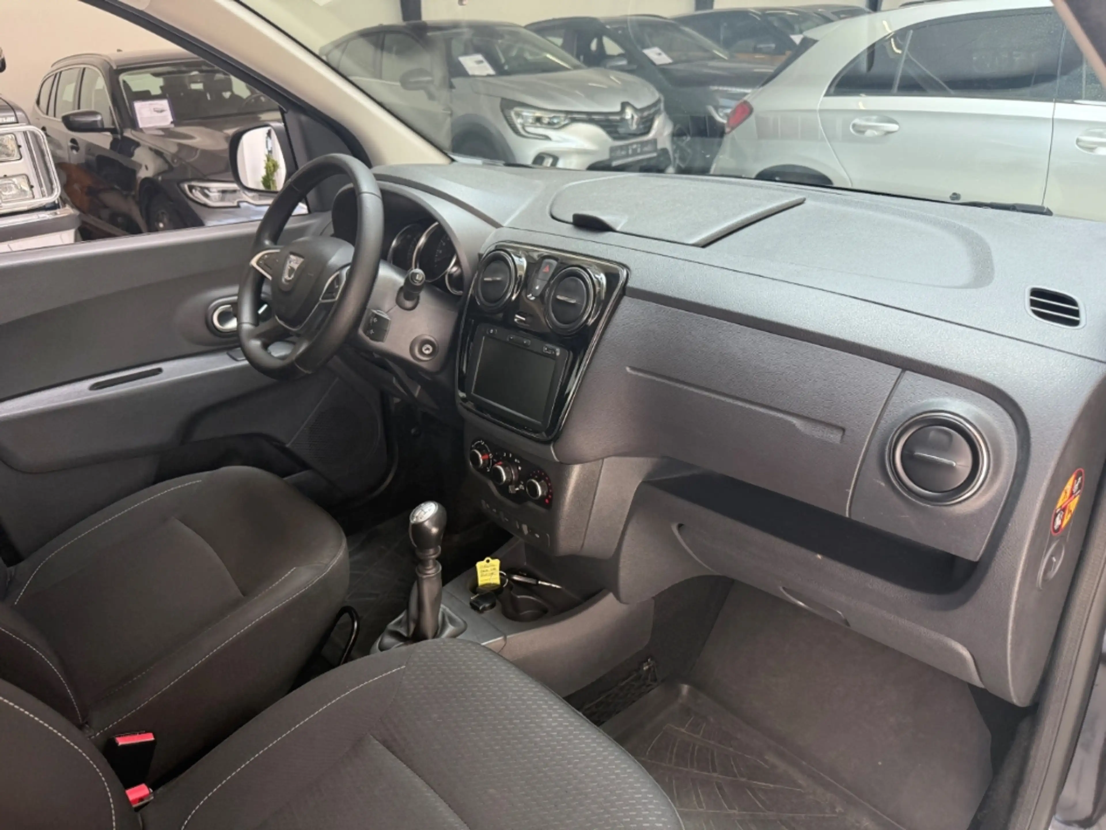 Dacia Lodgy Comfort Scheckheft Apple CarPlay Android Auto Fahr — photo 11